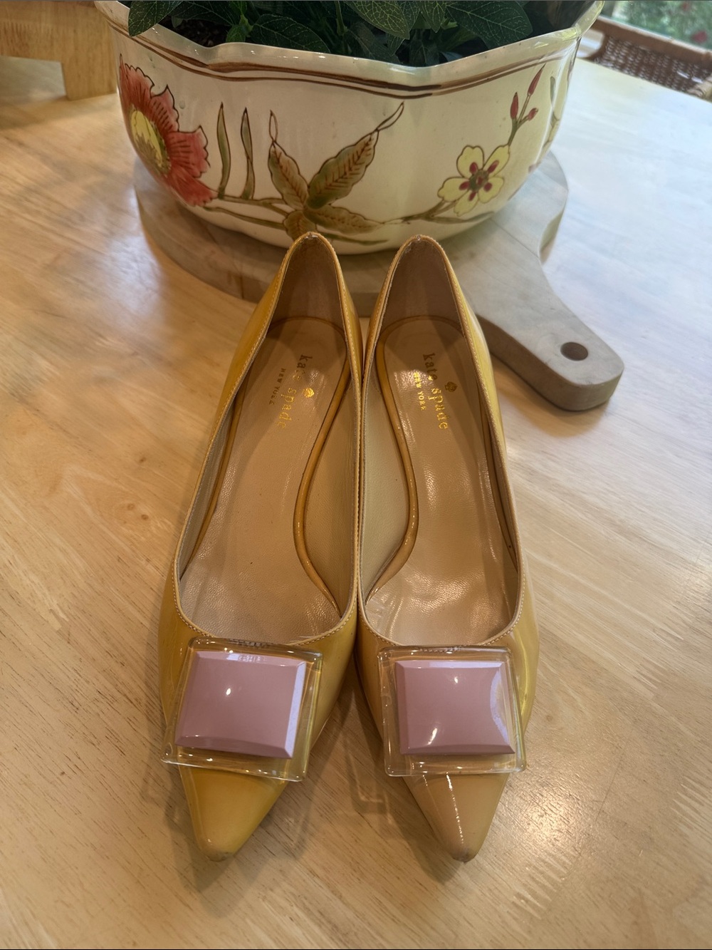 kate spade Yellow Patent Pointed-Toe Heels withLucite  Pink Square Accent 7B